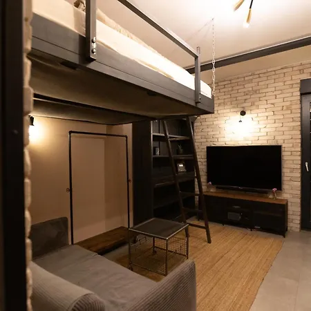 Vintage Meets Moderne *