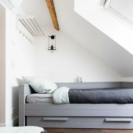 Vintage Meets Moderne Apartment *