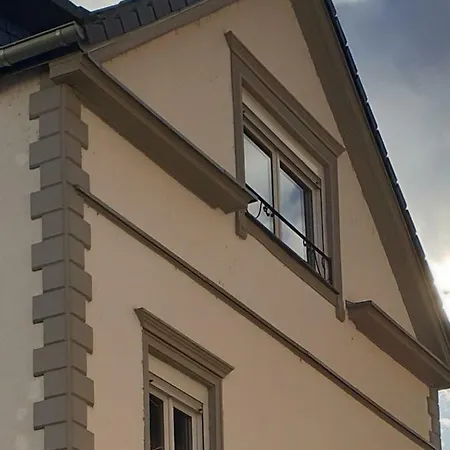 Vintage Meets Moderne