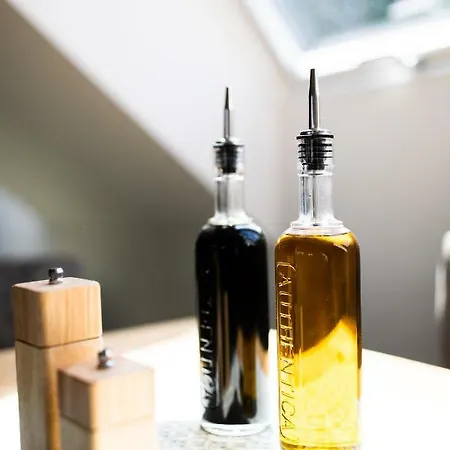 Vintage Meets Moderne Apartment *